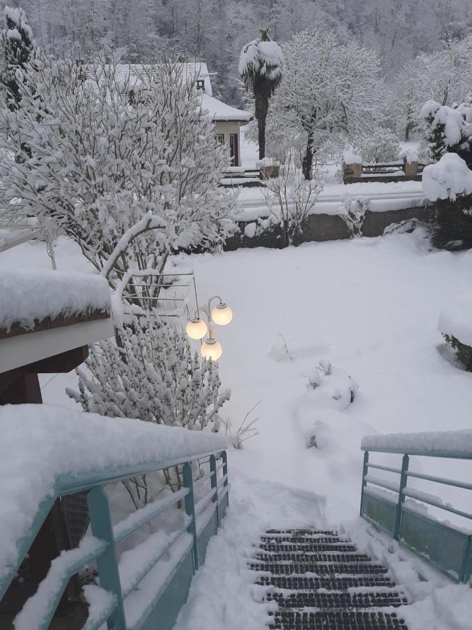 La Petite Auberge De Niaux Exterior foto